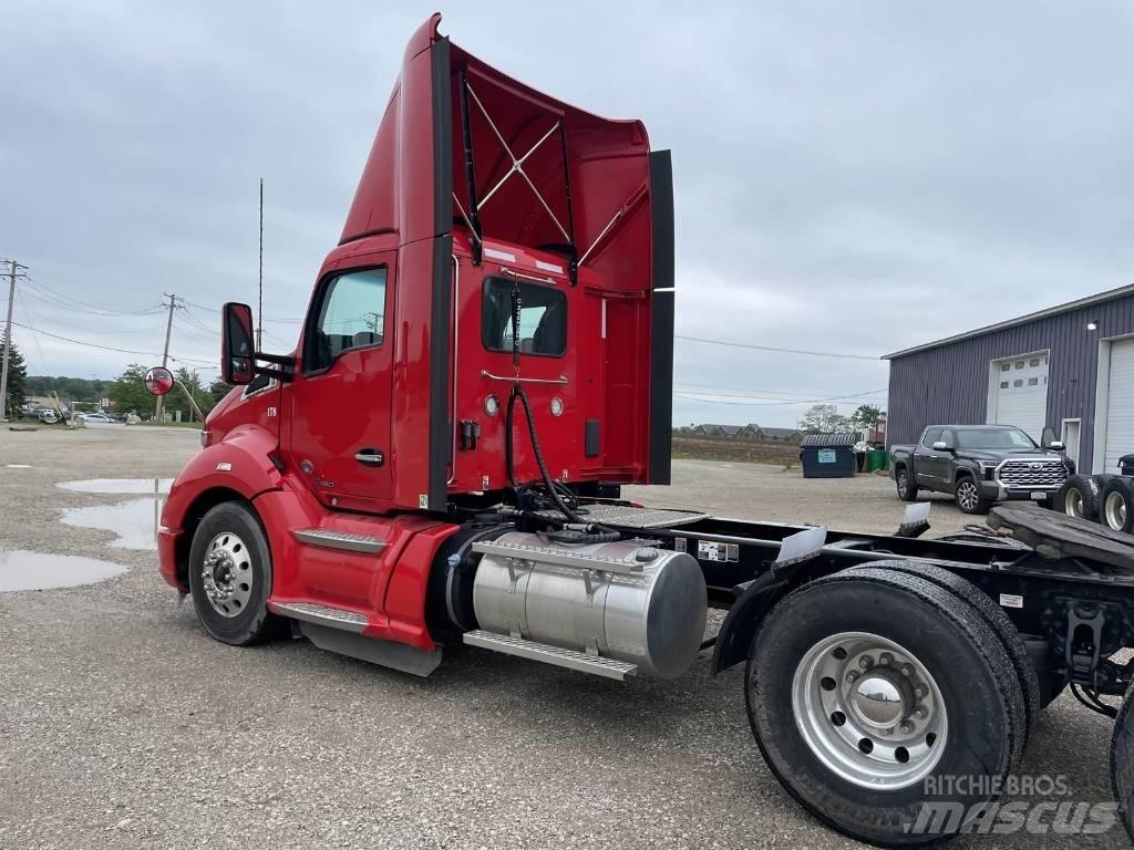 Kenworth T 680 Trekkers