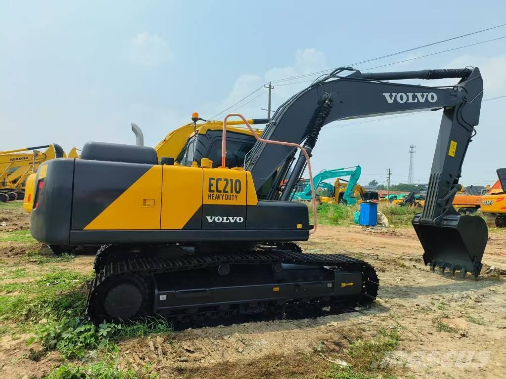 Volvo EC 210 Rupsgraafmachines