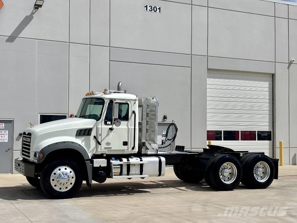 Mack Granite Trekkers