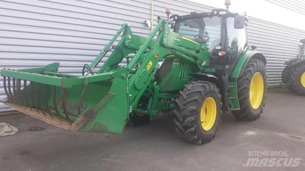 John Deere 6110 R Tractoren