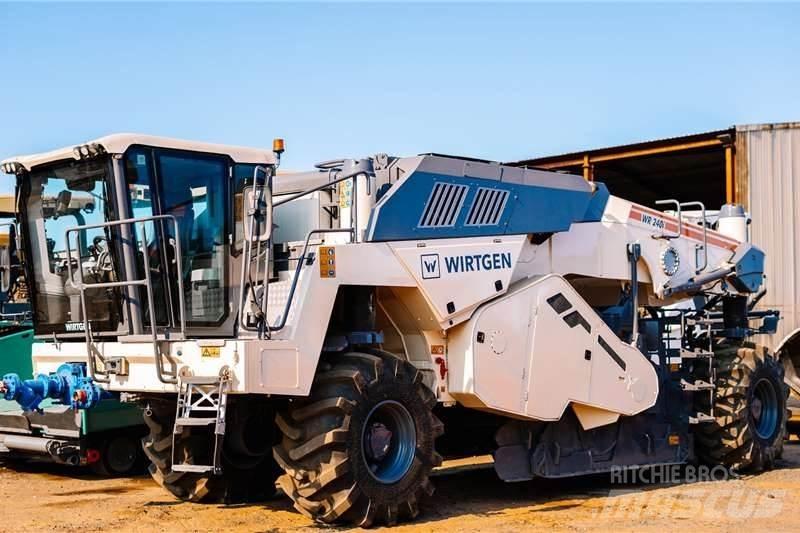 Wirtgen WR240 Anders