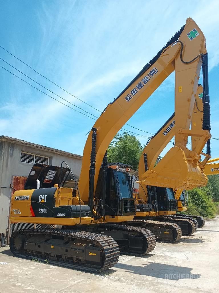CAT 320 D2 Rupsgraafmachines