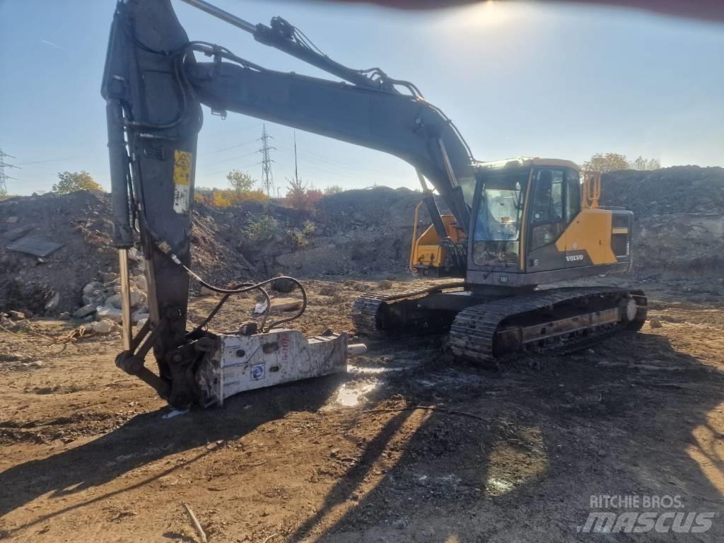Volvo EC 220 E Rupsgraafmachines