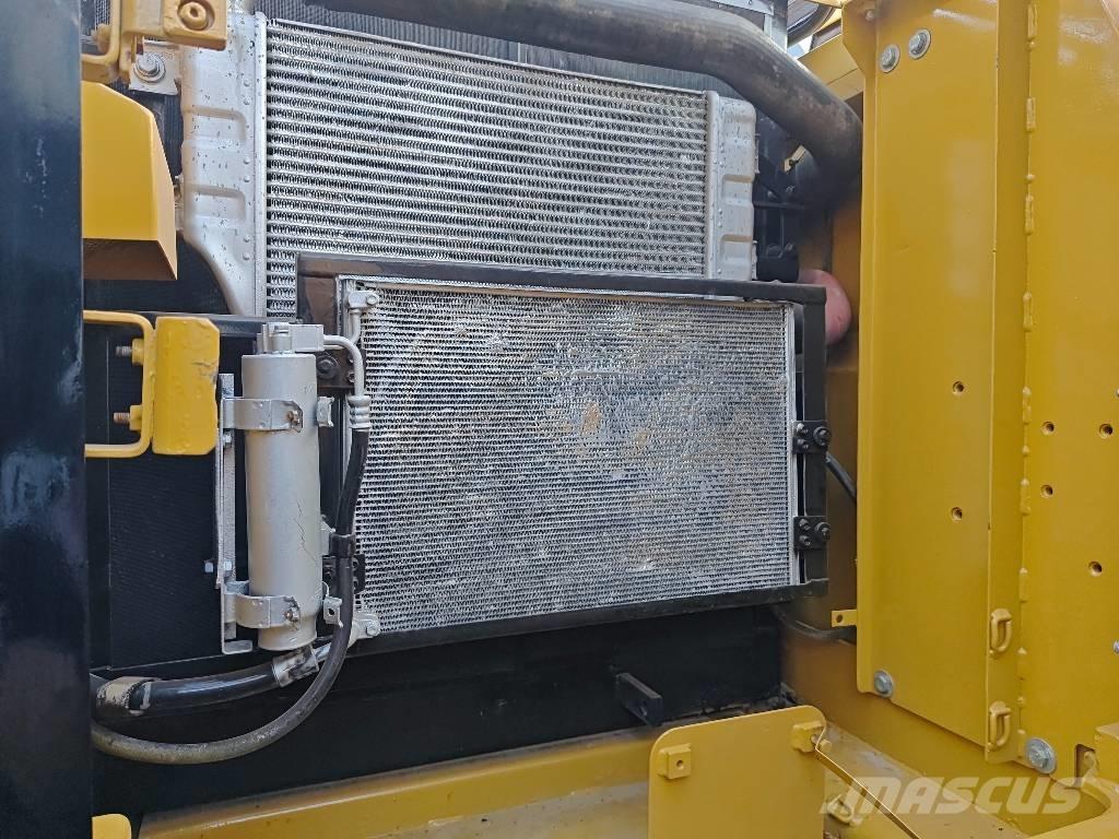 CAT 320 D Rupsgraafmachines