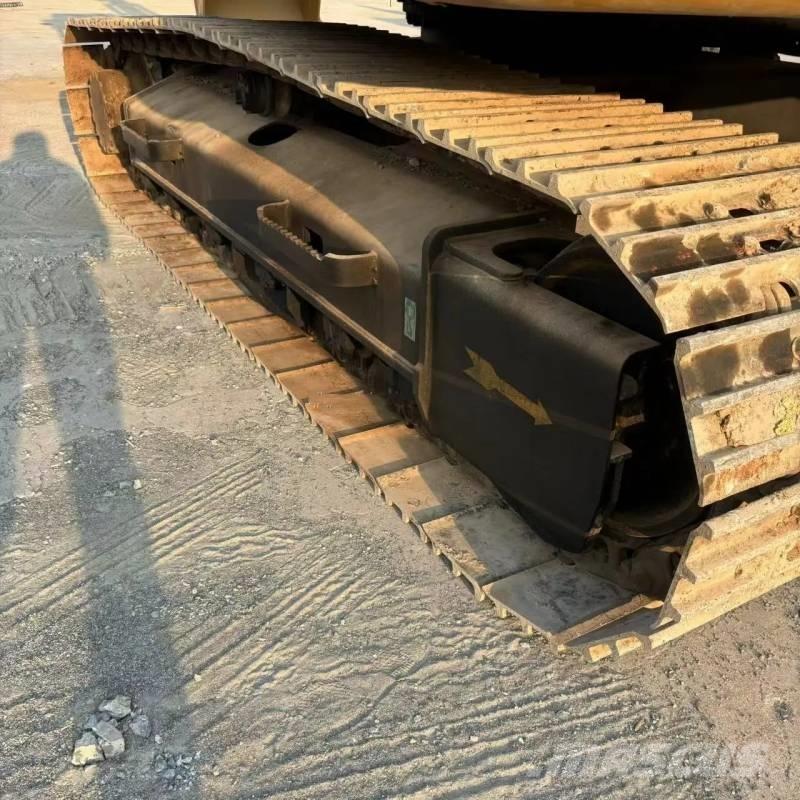 CAT 312 Rupsgraafmachines