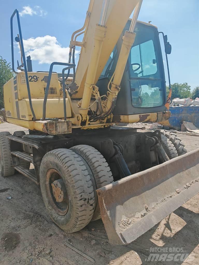 Komatsu PW 130ES-6K Wielgraafmachines