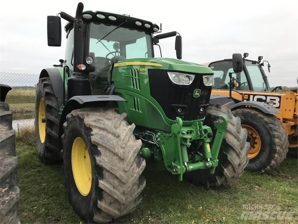 John Deere 6215R Tractoren