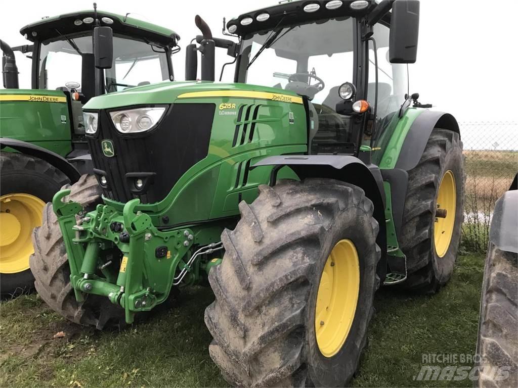 John Deere 6215R Tractoren