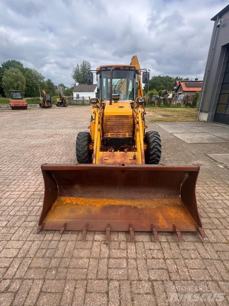 Komatsu WB 97 R-5EO Graaf-laadcombinaties