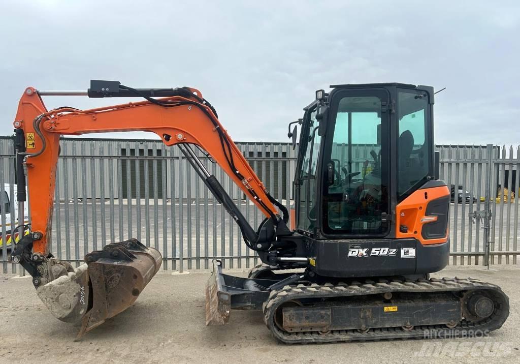 Doosan DX50Z-7 Minigraafmachines < 7t
