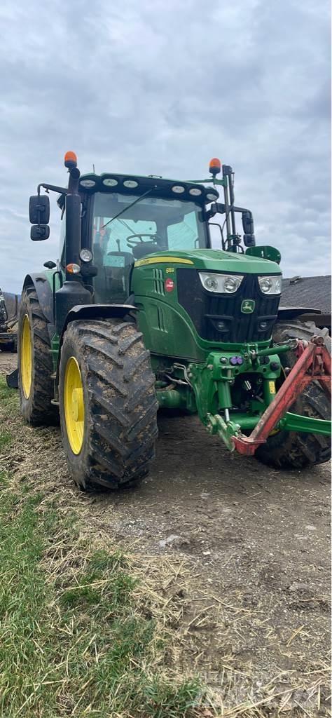John Deere 6155R Tractoren