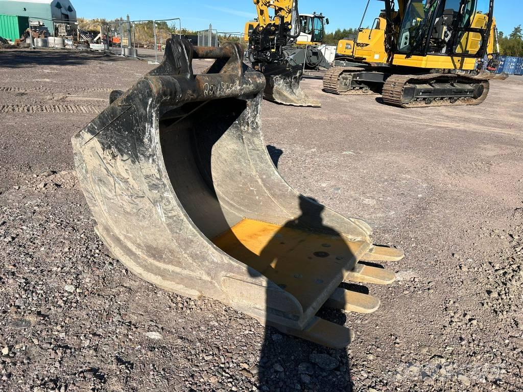 CAT 325 Rupsgraafmachines