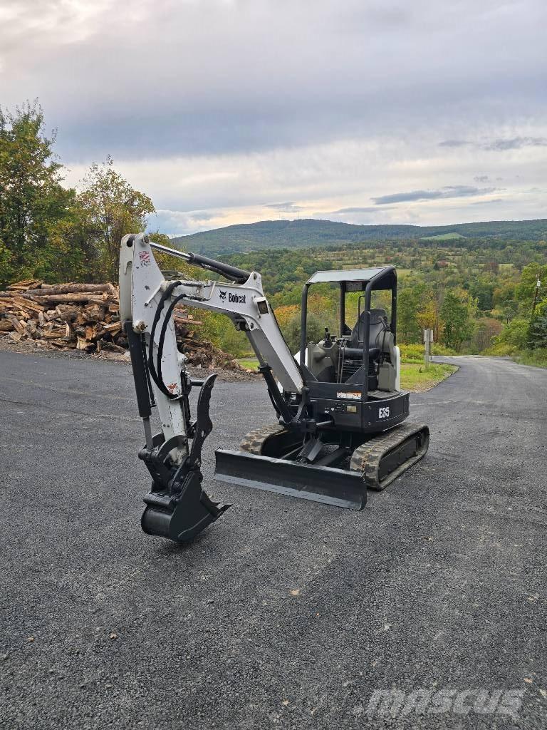 Bobcat E 35 Minigraafmachines < 7t