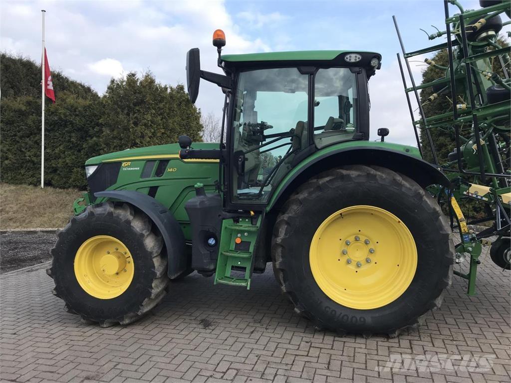 John Deere 6R 140 Tractoren