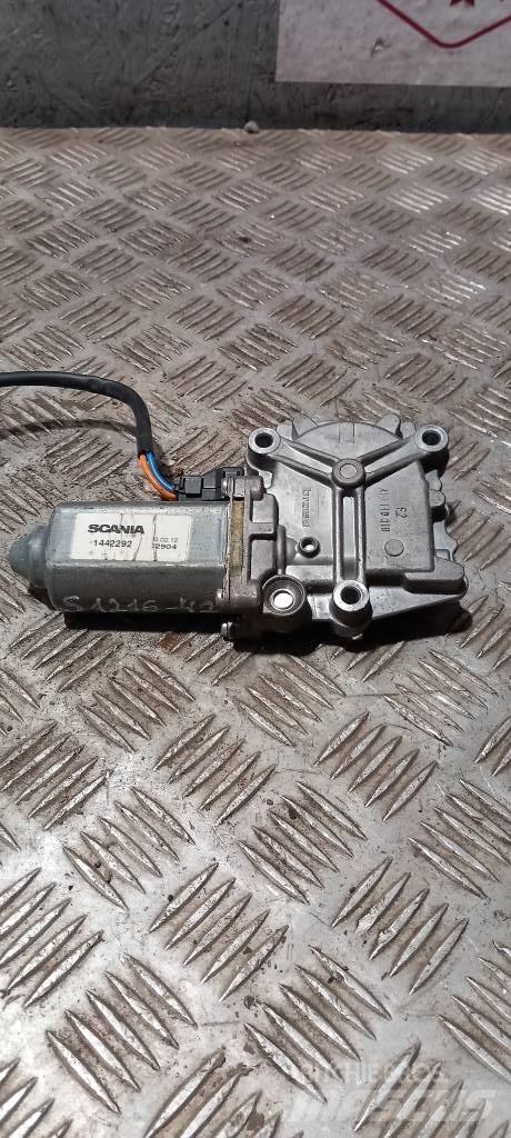 Scania R 440   1442292 Cabine en interieur