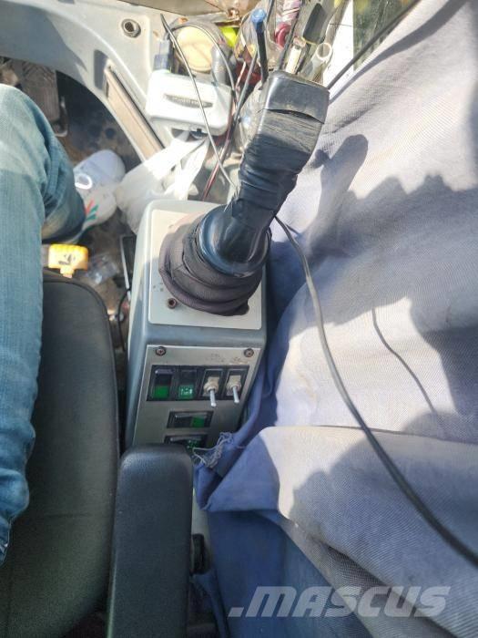 Demag AC 100 Kranen voor alle terreinen