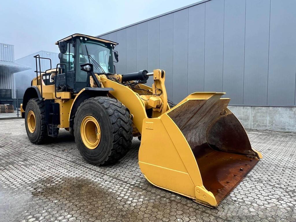 CAT 966M Wielladers