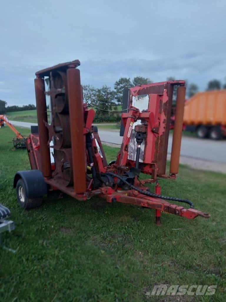Trimax G2 493 DL Gemonteerde en gesleepte maaiers