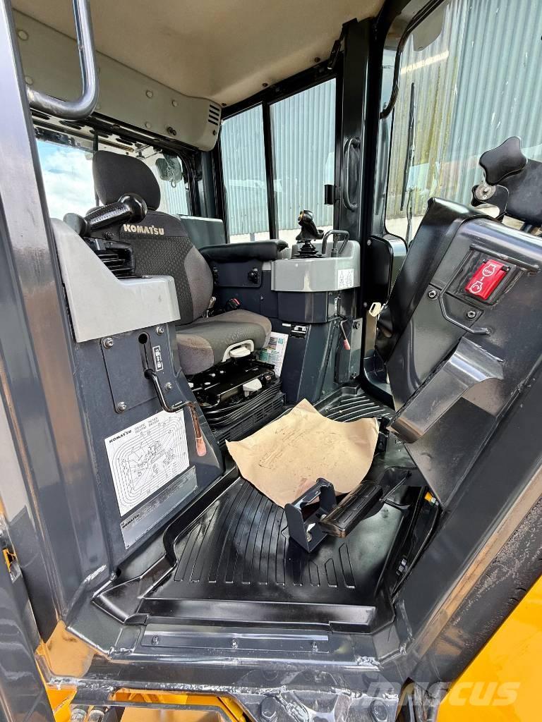 Komatsu D 61 PXi-24 Rupsdozers