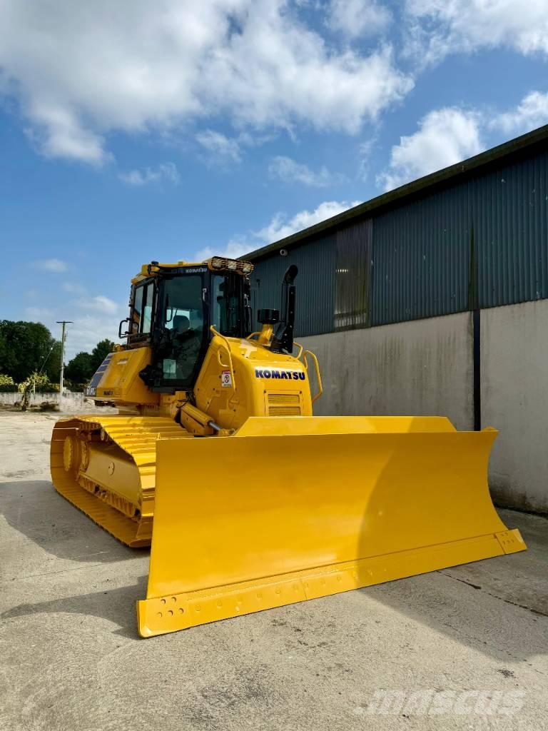 Komatsu D 61 PXi-24 Rupsdozers