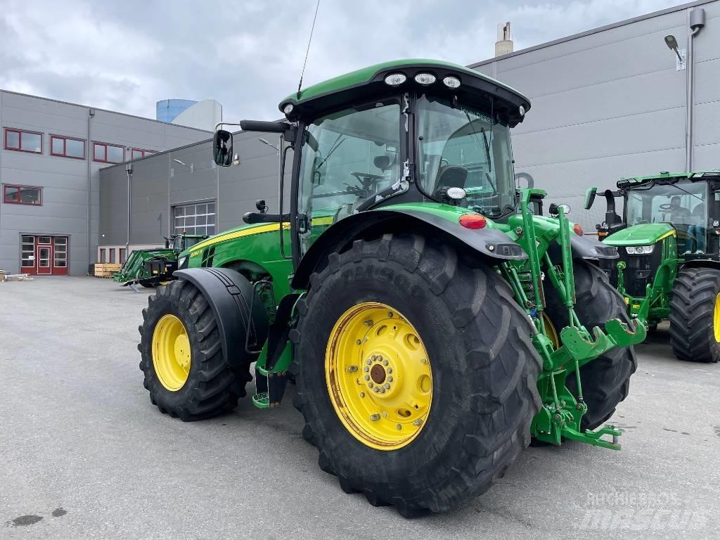 John Deere 8360 R Tractoren
