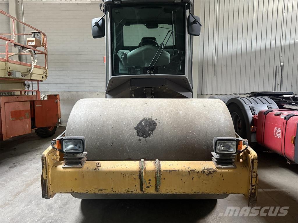 Volvo SD77 Trilrolwalsen