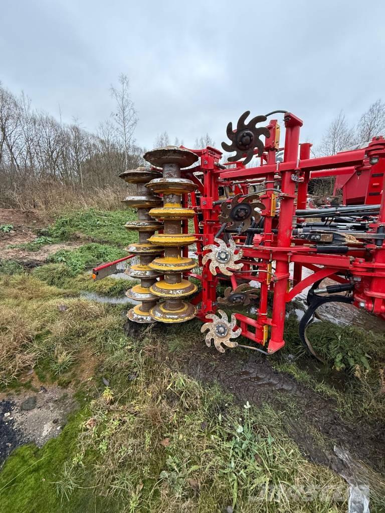 Väderstad Topdown400 Cultivatoren