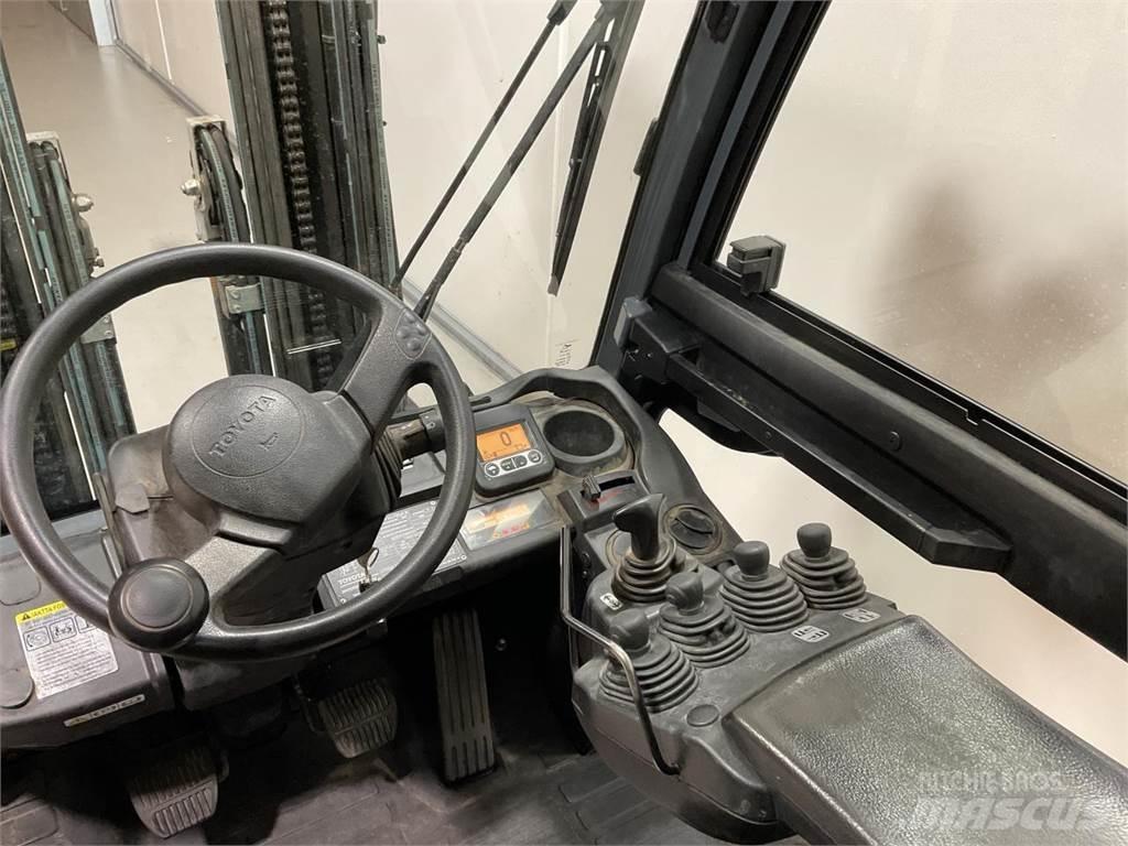 Toyota 52-8FDF30 Diesel heftrucks