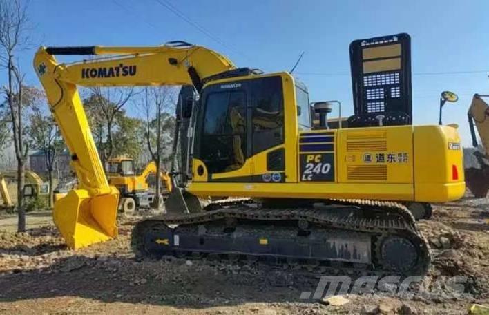 Komatsu PC 240 LC Rupsgraafmachines