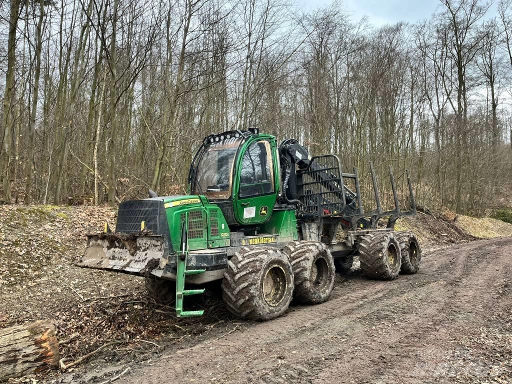 John Deere 1210 E Uitrijwagens
