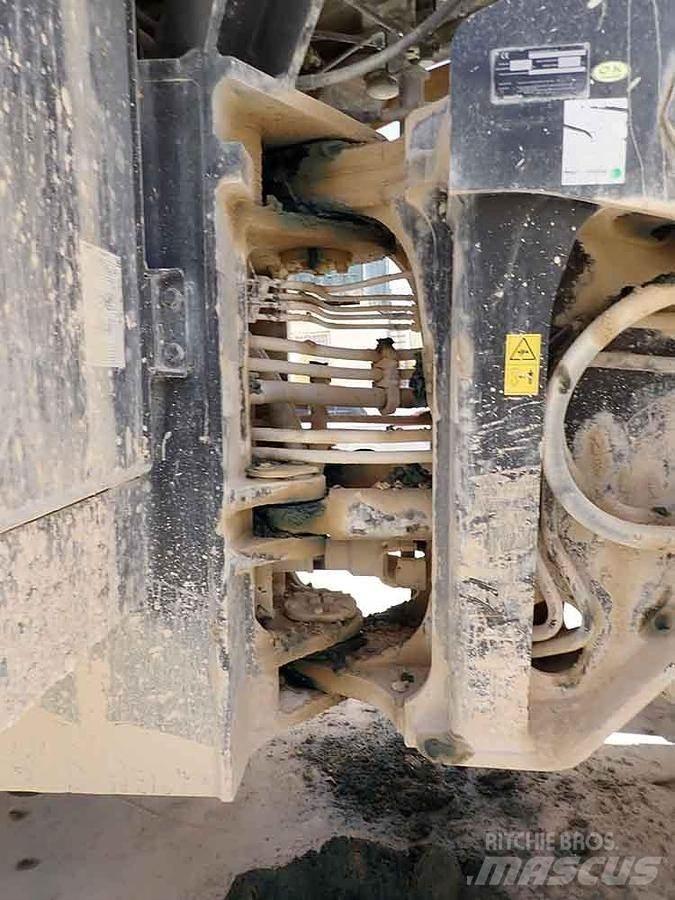 Komatsu WA600-8EO Wielladers