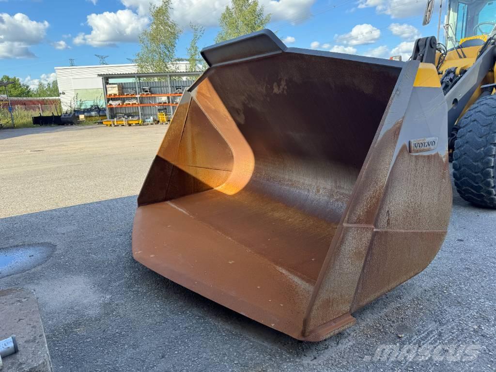 Volvo L 180 H Wielladers