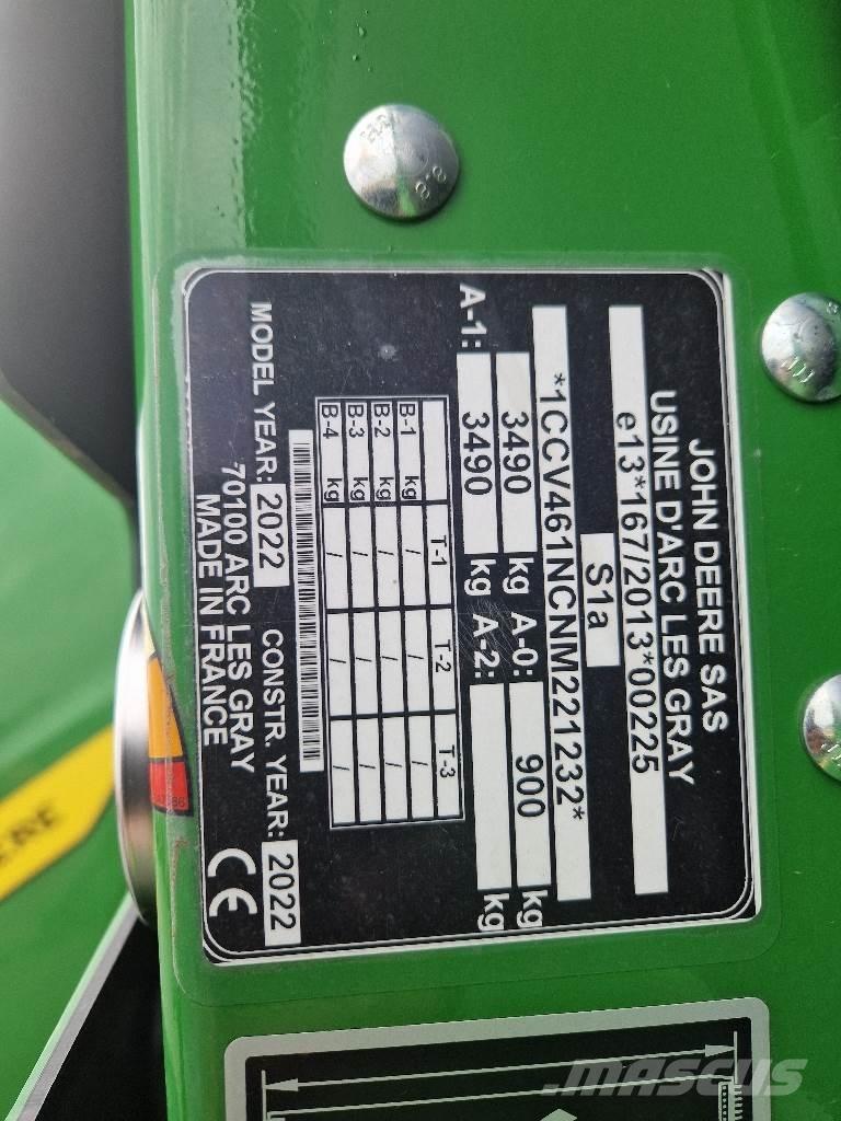 John Deere V461M Ronde-balenpersen