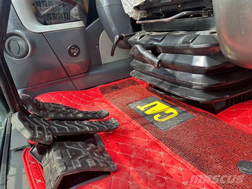 CAT 329 D L Rupsgraafmachines