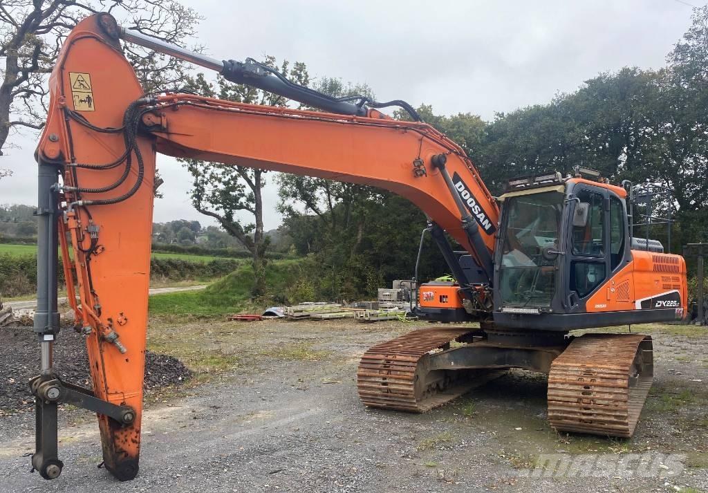 Doosan DX 225 LC Rupsgraafmachines