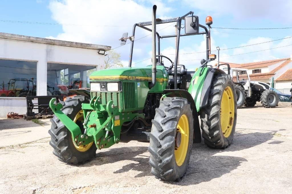 John Deere 5400 Tractoren