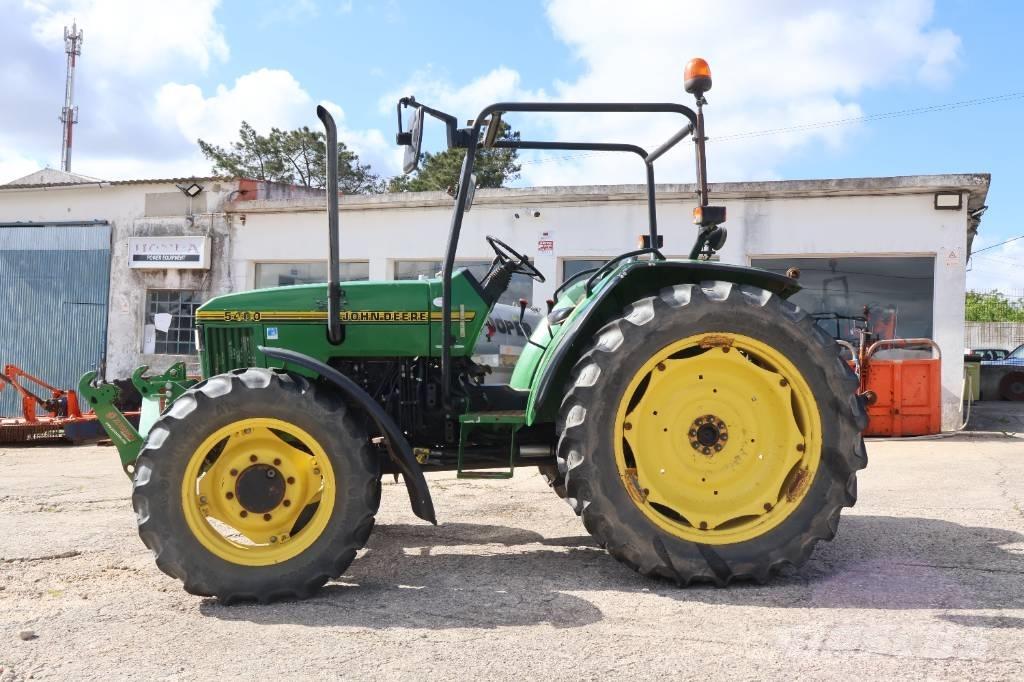 John Deere 5400 Tractoren