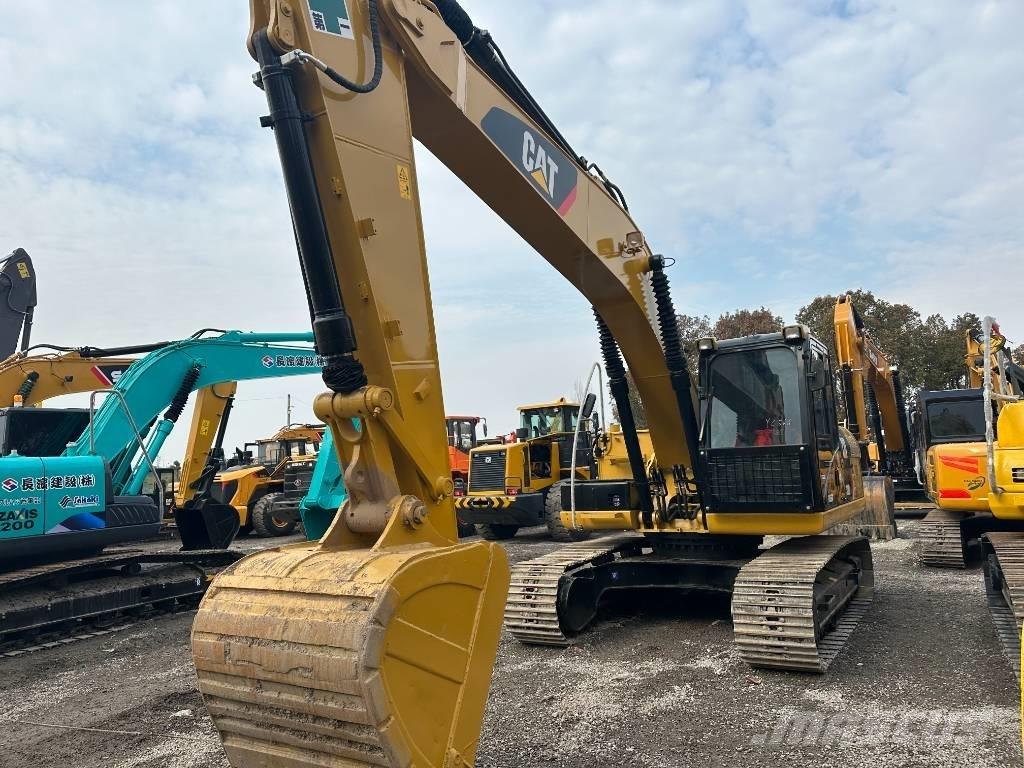 CAT 320 D2 Rupsgraafmachines