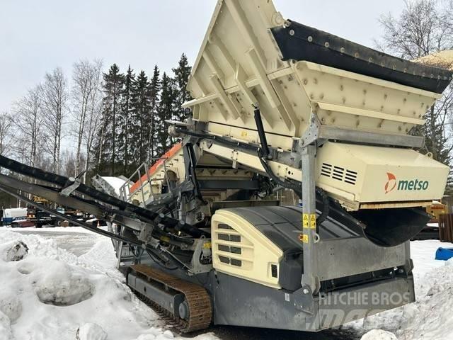 Metso ST 2.8 Mobiele zeefinstallaties
