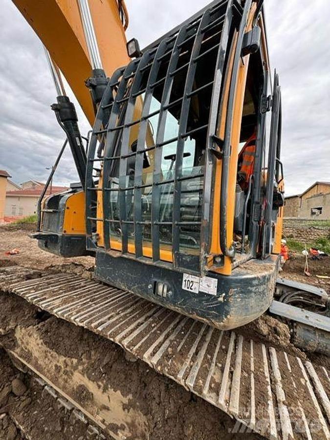 Hyundai HX235 LCR Speciale Graafmachines
