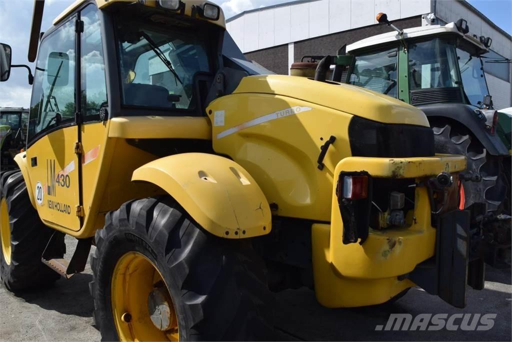 New Holland LM 430 Telescoophoogwerkers