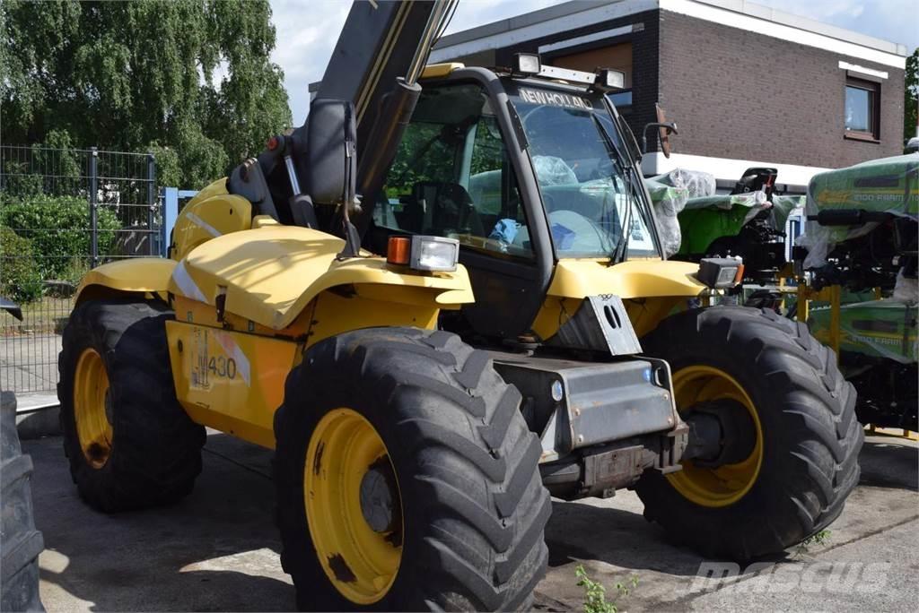 New Holland LM 430 Telescoophoogwerkers
