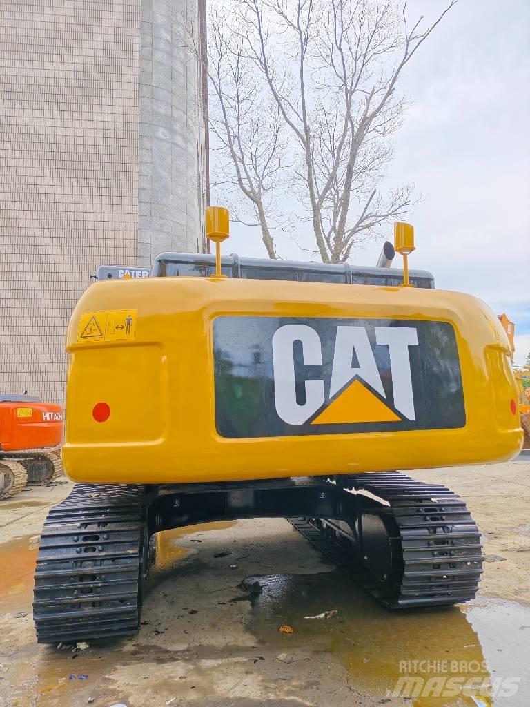 CAT 330 D L Rupsgraafmachines