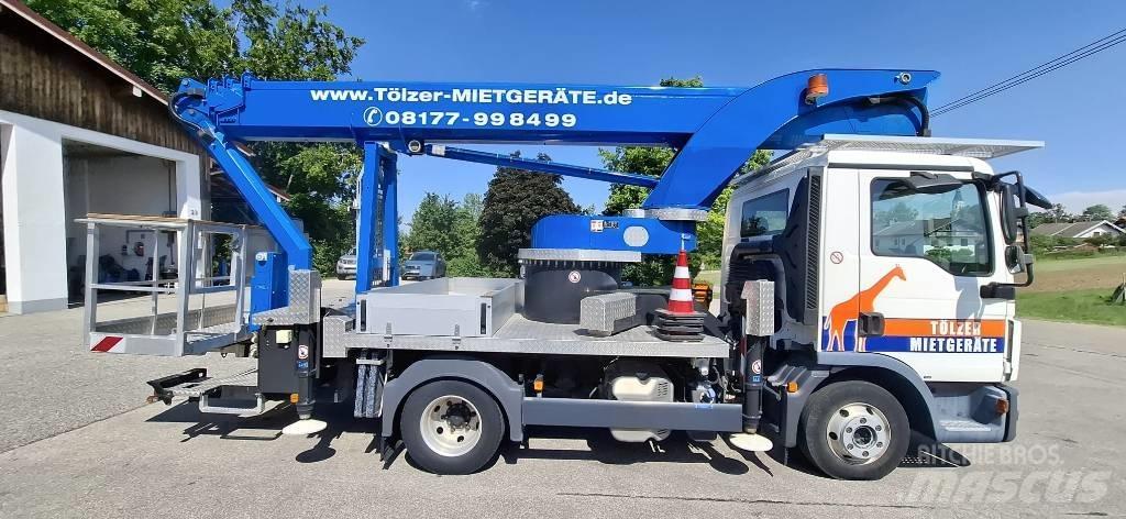 Palfinger P300 KS Auto hoogwerkers