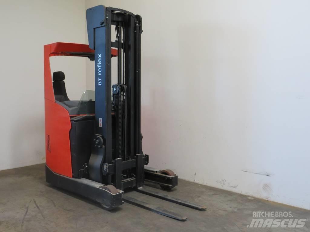 BT RR E 160 H Reachtruck voor hoog niveau