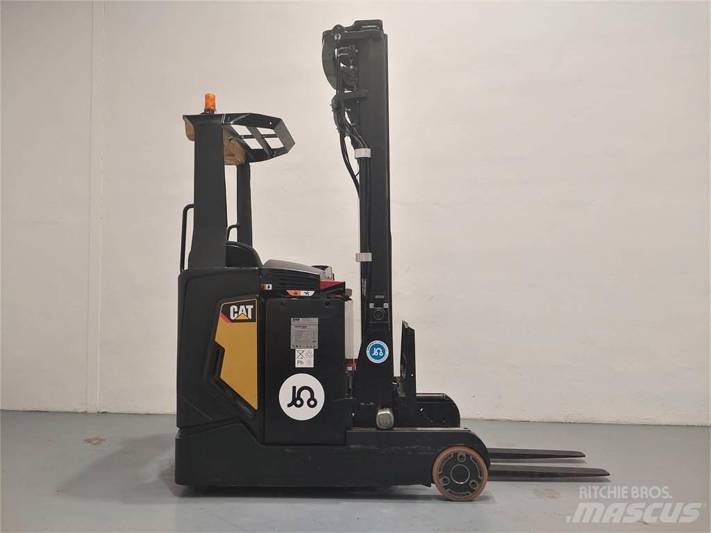 CAT NR16N2C Reachtruck voor hoog niveau