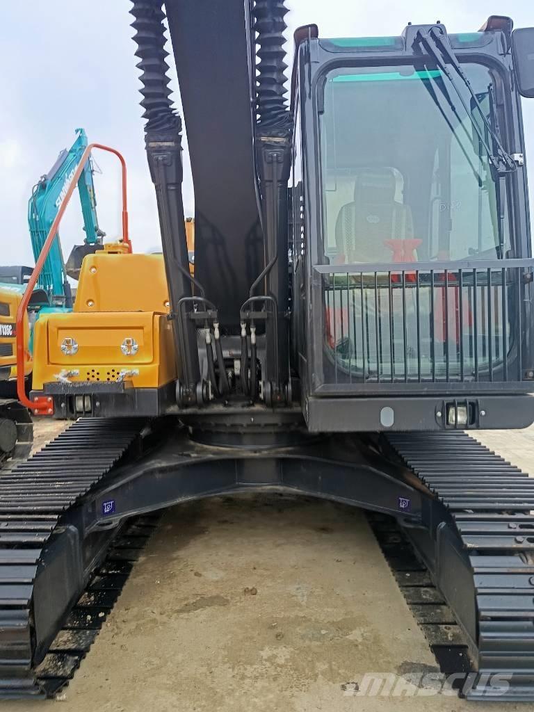 Volvo EC 140 Rupsgraafmachines
