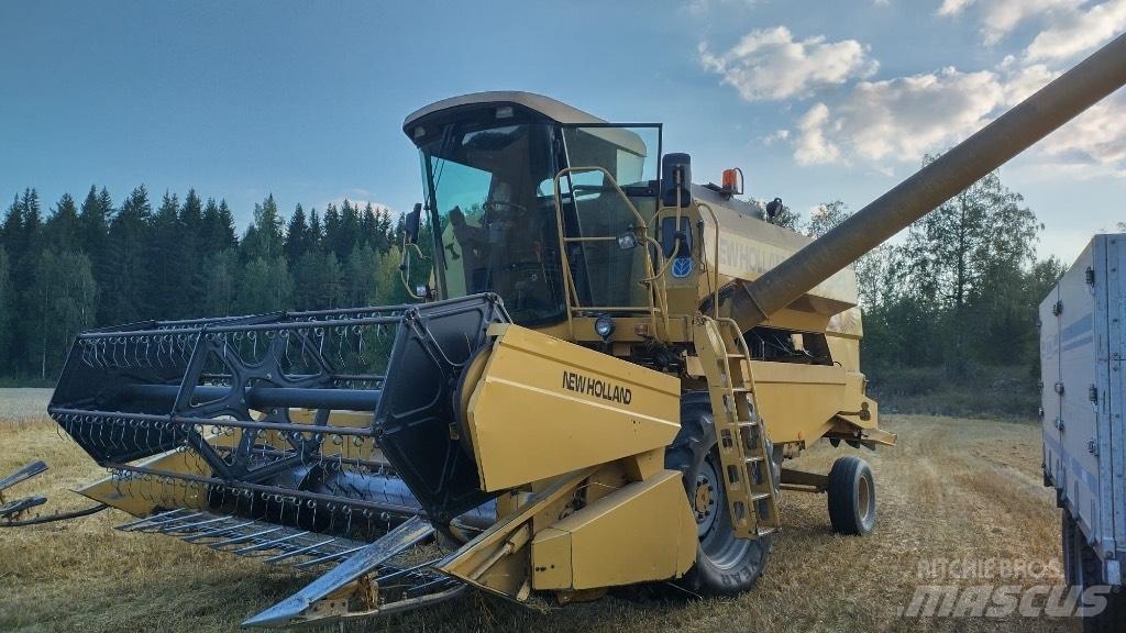 New Holland TC 54 Maaidorsmachines