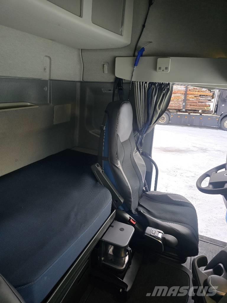 Volvo FH 460 Trekkers