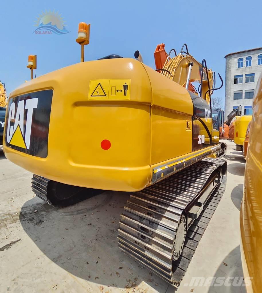 CAT 320 D Rupsgraafmachines